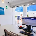 מלון Bari *